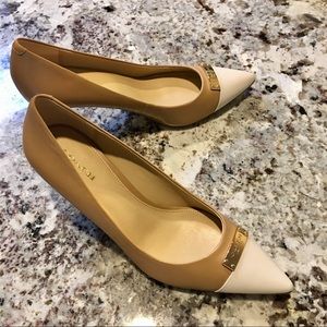 COACH Heels 8M Tan/White *NEW*